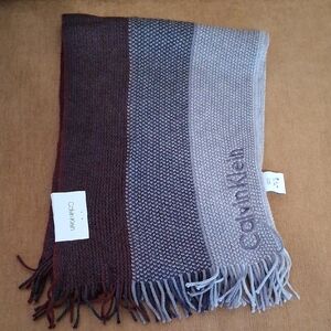 Calvin Klein Multicolor Knit Scarf